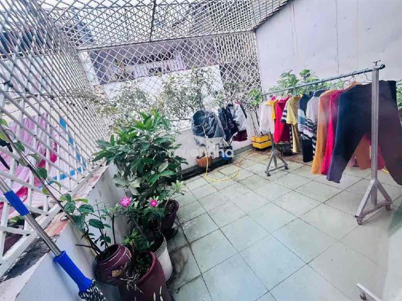 Nhà nằm trên đường calmette, phường bến thành, quận 1, ngay trung tâm