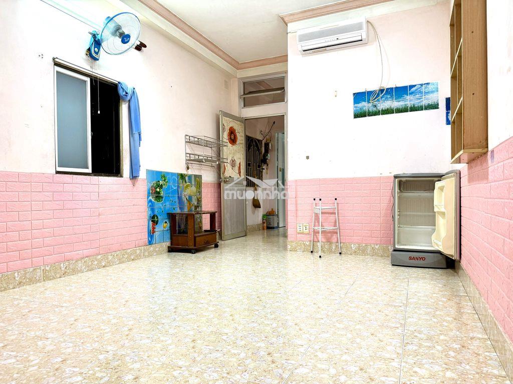 Q10 gần tòa nhà viettel – phòng sạch đẹp, an ninh, cho nữ thuê - 2