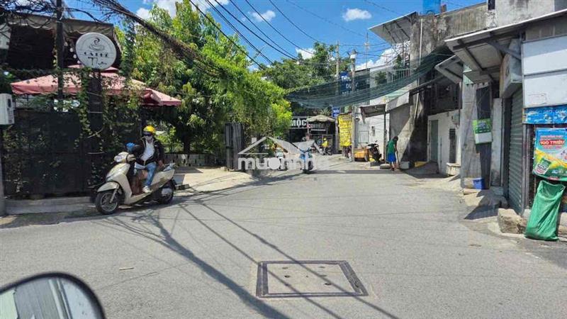 Ngay cầu ông dầu-hẻm xe hơi-gần đh luật-vạn phúc city-3.9 tỷ tl