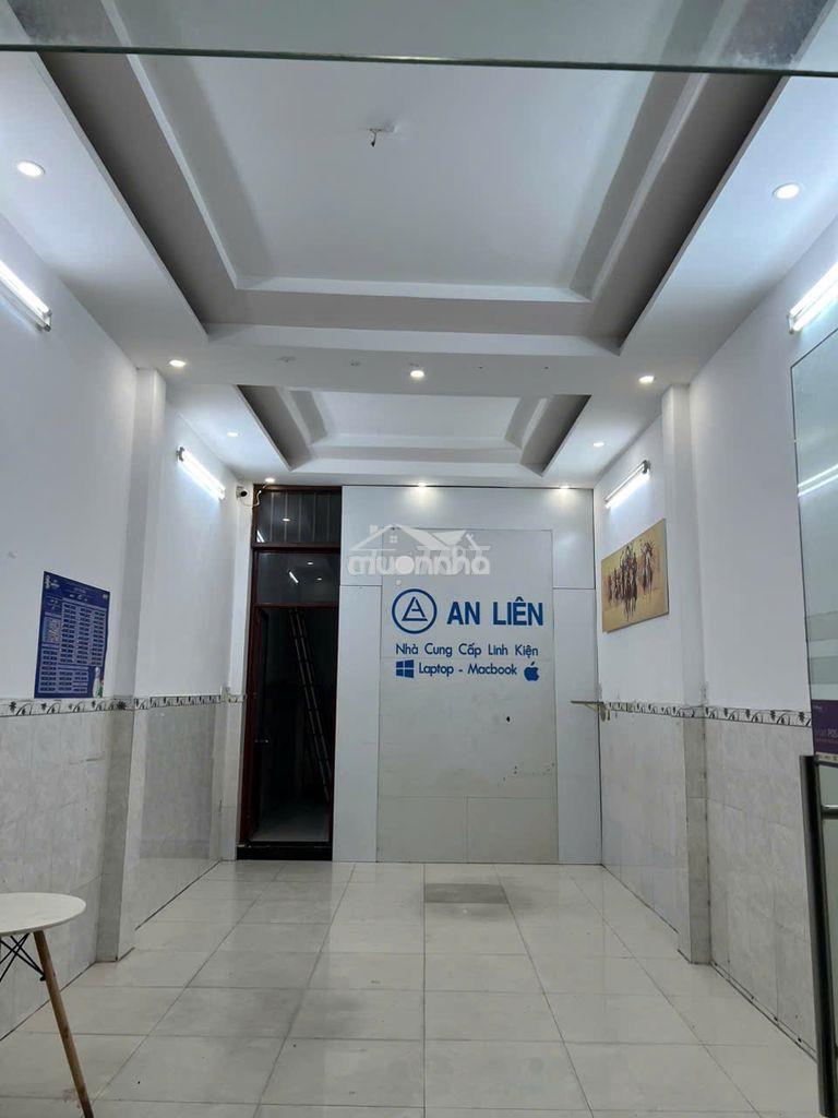 Cho thuê nhà nguyên căn 119/4 đường 3/2 q10 : 1 trệt, 2 lầu thông suốt