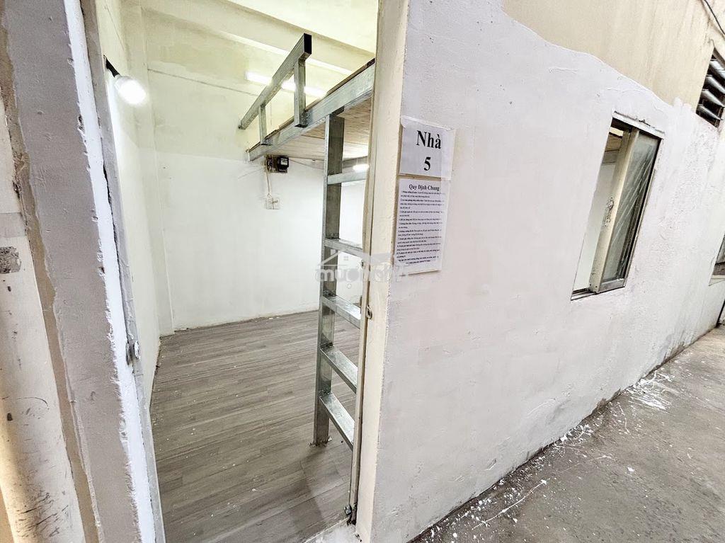 Căn duplex full máy lạnh, bếp, tủ lạnh, cửa sổ lớn thoáng nhà mặt tiền - 3