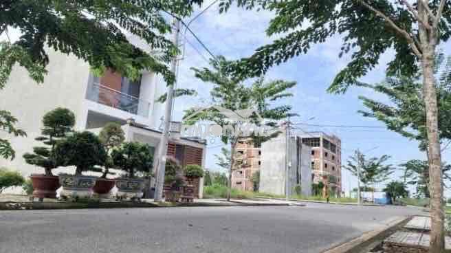 Lô góc 7x17m view đẹp, sổ hồng, điện nước âm hoàn chỉnh