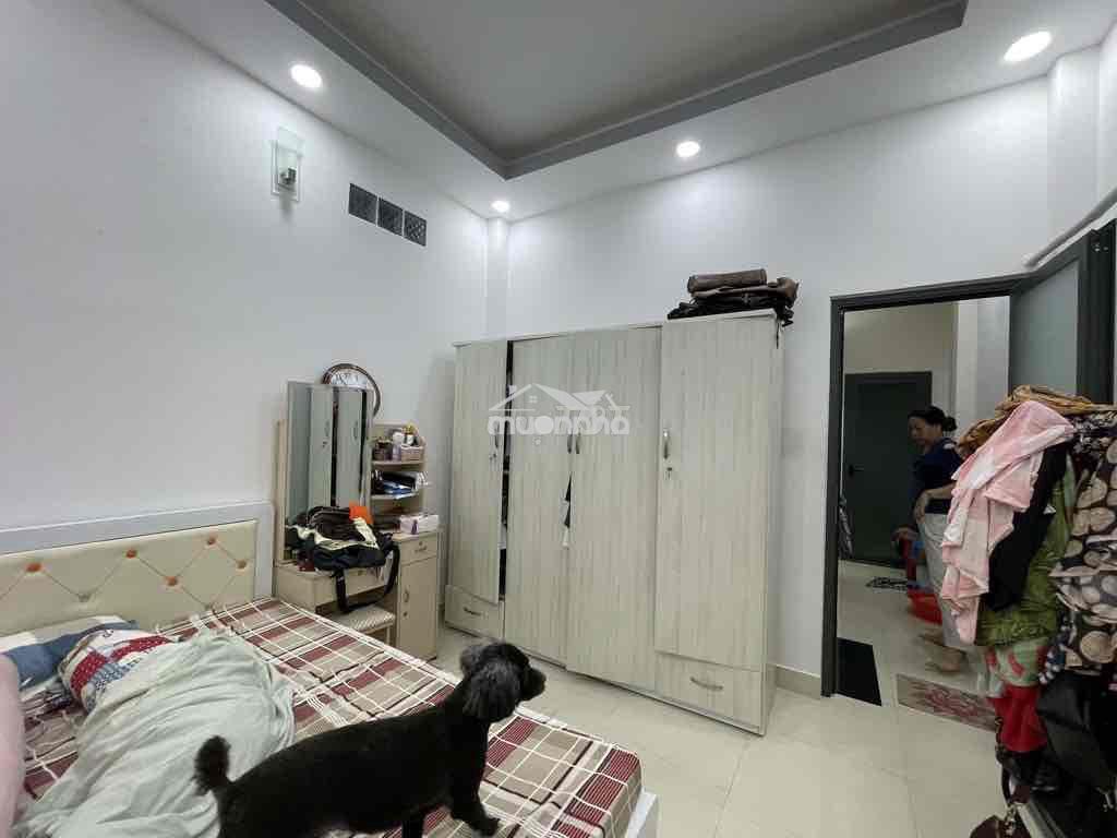 Nhà 4 tầng btct - phạm thế hiển - sổ chuẩn - 5đ - 3