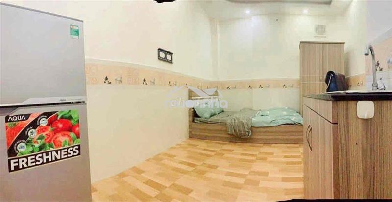 Free tiền nhà tháng 6 cho bạn nào dọn vào liền .