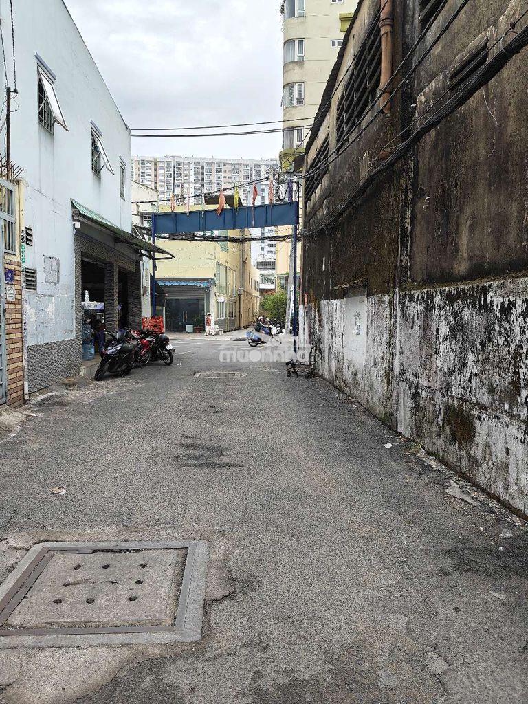 Nhà cho thuê nguyên căn ngay tân phú giá rẻ