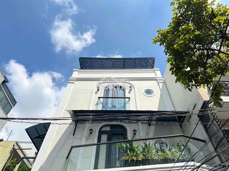 Cho thuê nhà đẹp lê văn duyệt