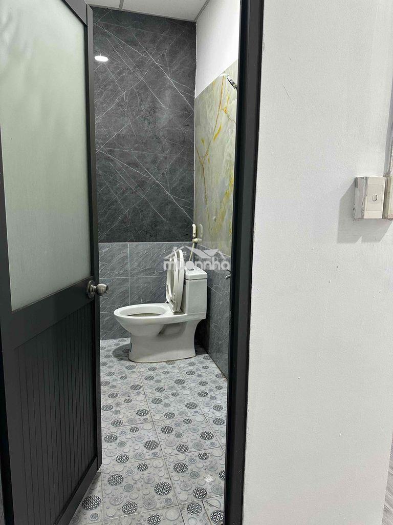 Đối diện bến xe an sương - 3