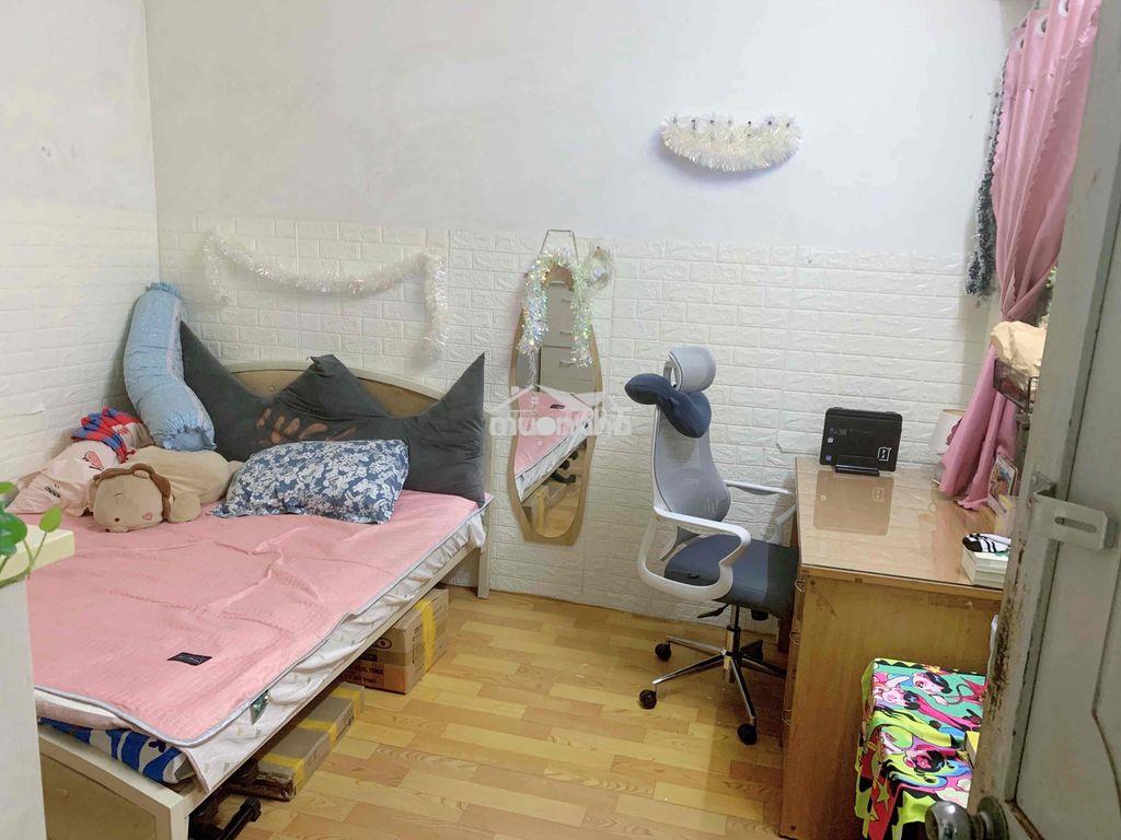 Share 1 phòng trong căn hộ chung cư gồm 2 pn - 3
