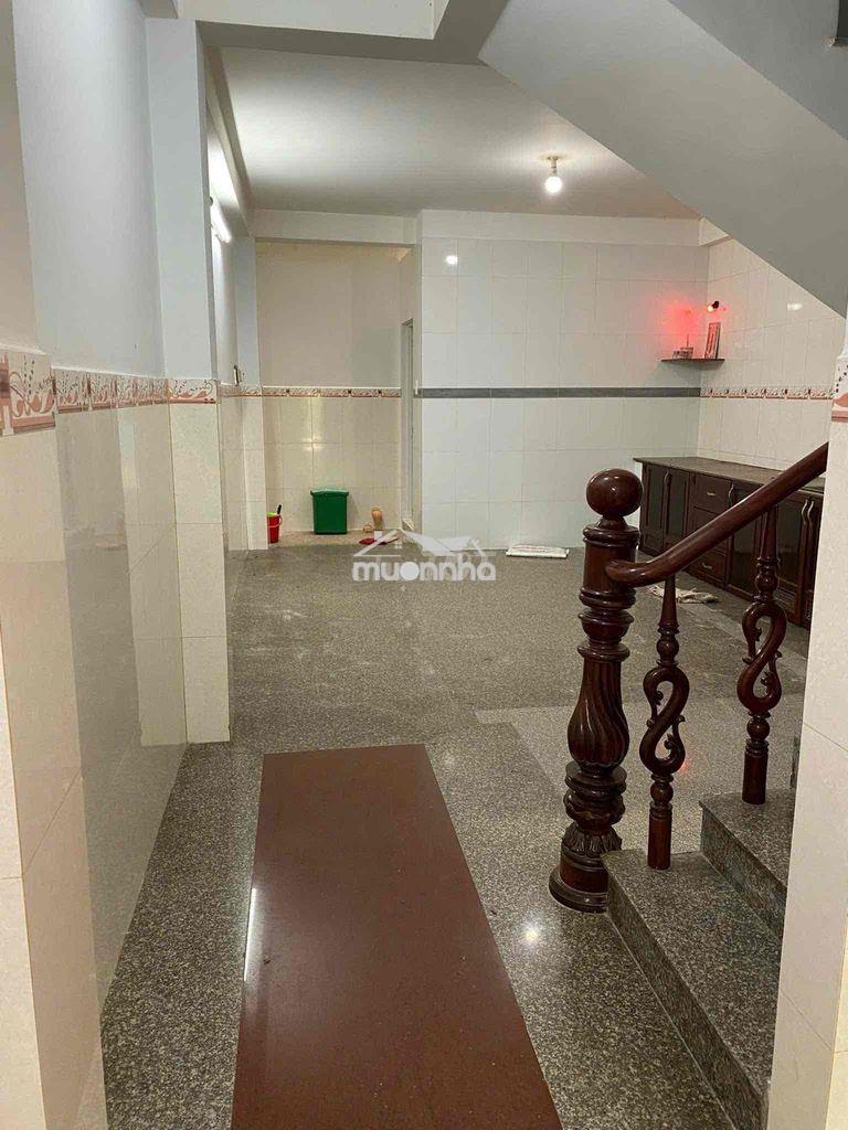 Mặt tiền hẻm võ văn kiệt q6 xe hơi 4pn - 3