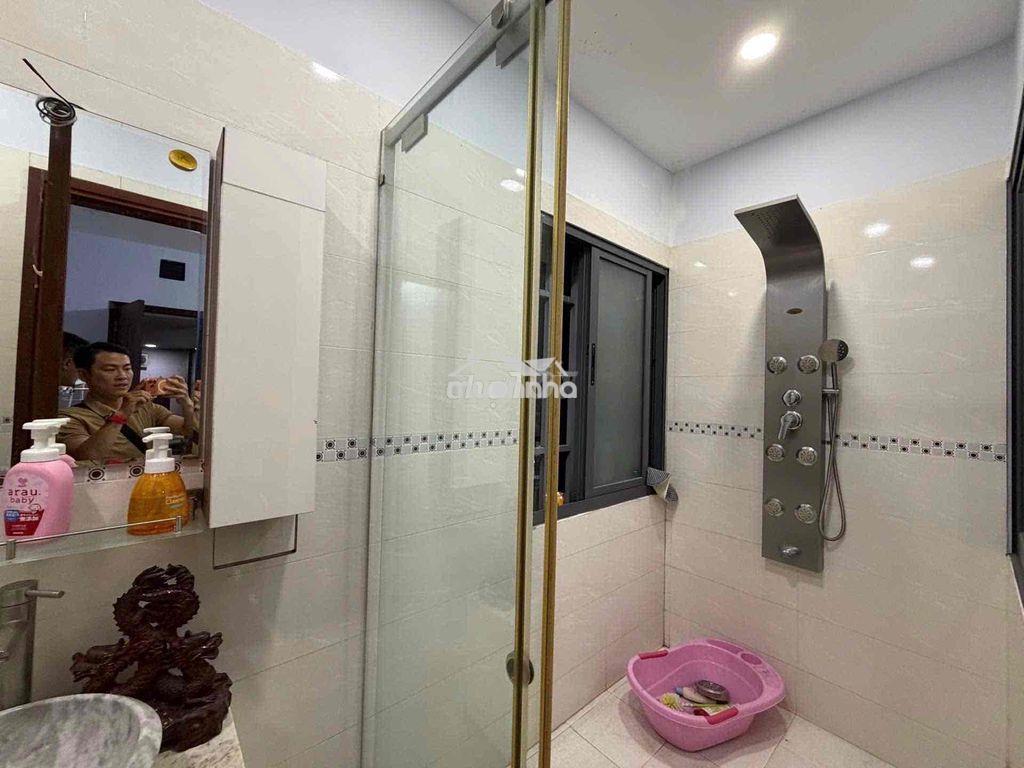 Nhà 3 lầu sân thượng mặt tiền đường số 39 tân quy - 4