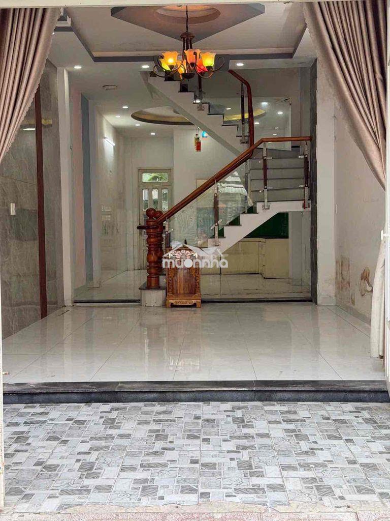 Hàng ngộp bán trong 3 ngày nhà trệt 2 lầu hoàn công dt 60m full thổ - 2