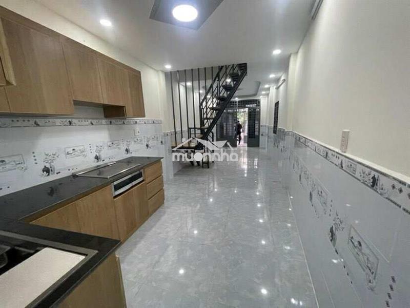 Nhà hiếm, mặt tiền đường kinh doanh ô tô thông linh chiểu giá 4,5 tỷ