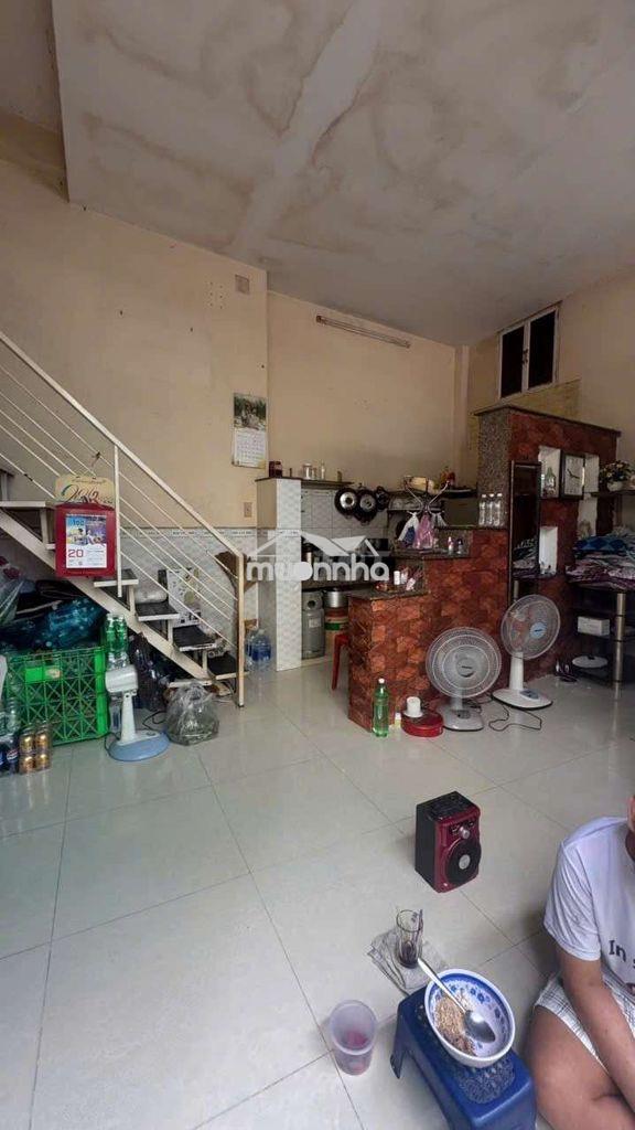 Bán nhà hẻm trần văn đang phường 9 quận 3. 1 lầu  - 2