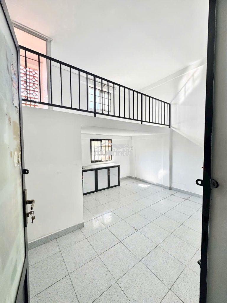 CHUNG CƯ BECAMEX ĐỊNH HÒA. LÚC CÒN SỐT 640 TRIỆU. GIỜ CẮT LỖ 100 TRIỆU