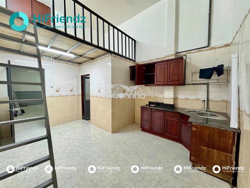 Phòng gác giá rẻ cho thuê, bếp rộng, wc riêng, gần bv chợ rẫy