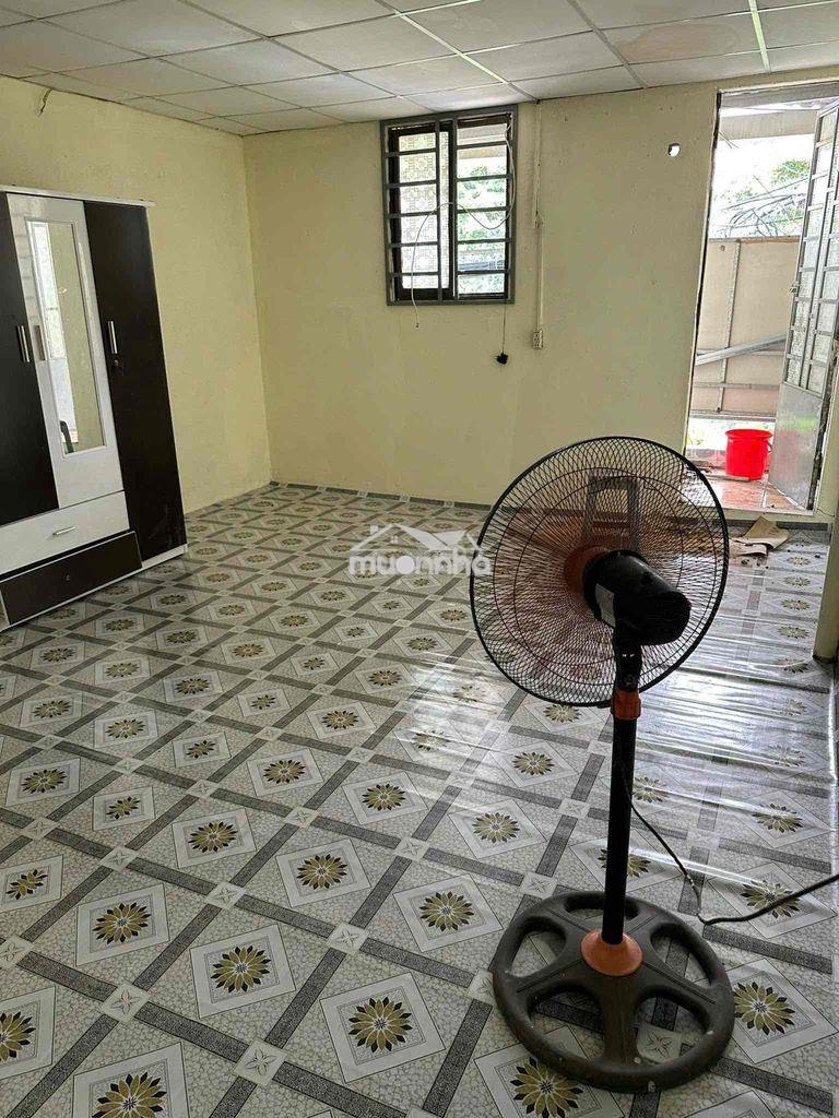 Nhà mặt tiền bờ kẻ - 4