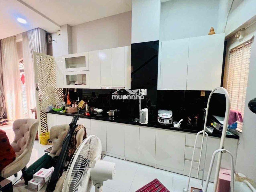 Hẽm 3 m thông đường trần quang diệu q3 - 2