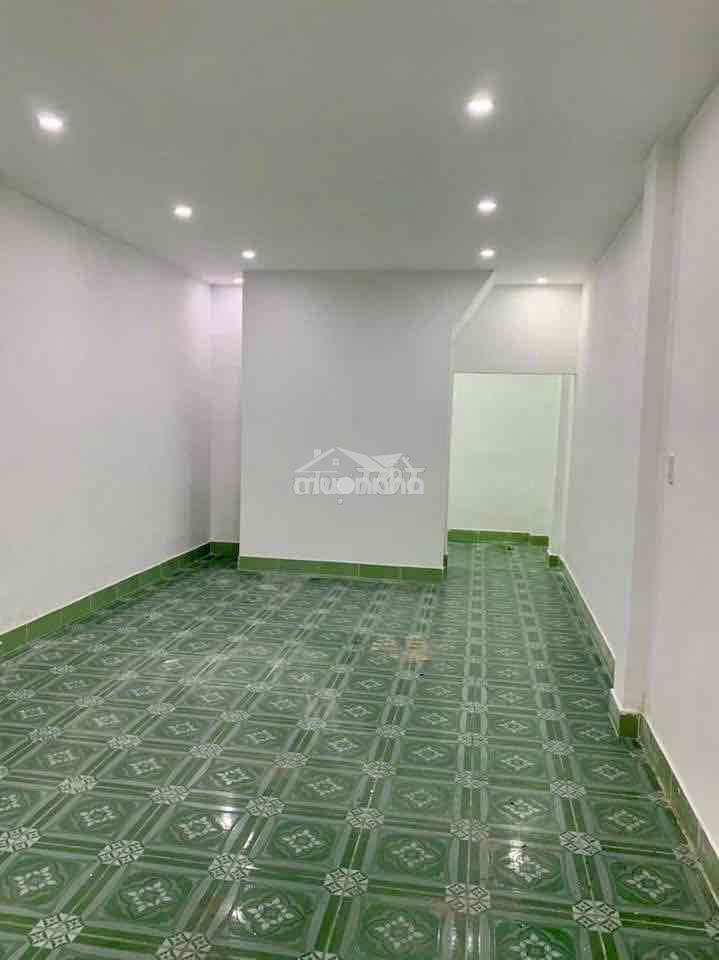 Nhà mới 4x10m (1lầu suốt) hẻm tải 8m thông. lê thúc hoạch. tân phú
