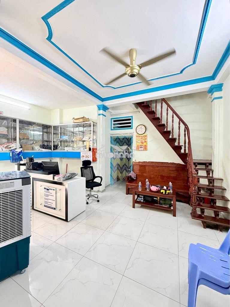 Đúng 1 căn ra mt lê quang định, bình thanh, ngang 5,5m, 3 tấm, 6,9t - 3