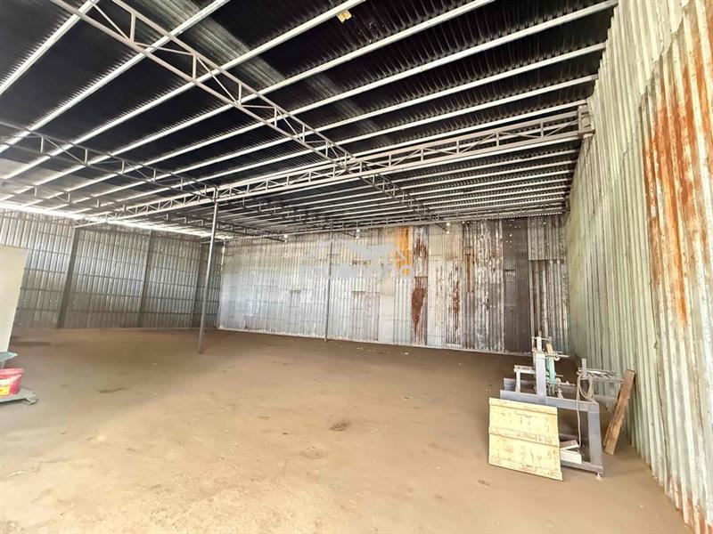 Cho thuê kho xưởng 500m2 20-25m giá 26tr/1th xe công tải ra vào