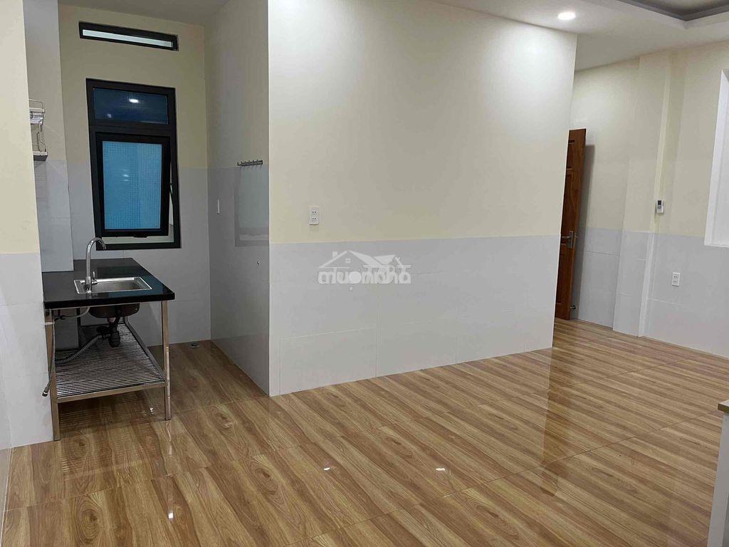 Phòng 40m2 mới có máy lạnh giờ giấc tự do an ninh - 3