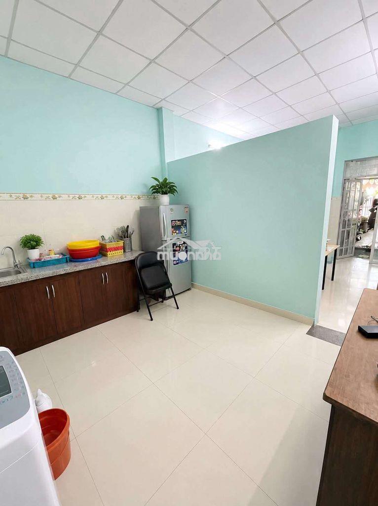 Nhà có sân đậu 2oto đường số 2 trường thọ gần kha vạn cân, ở+làm kho - 2