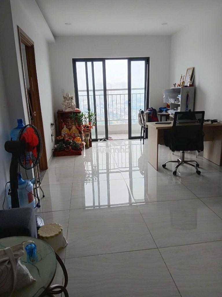Cho thuê căn hộ 3 phòng ngủ giá 10 triệu