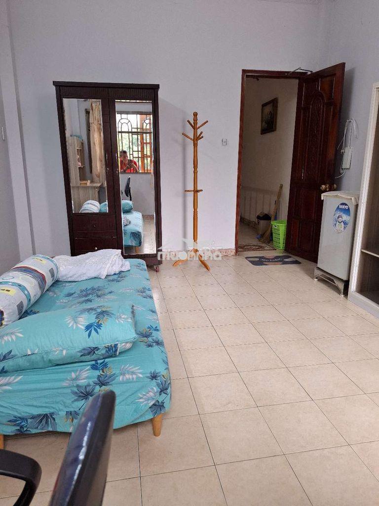 Cho nữ thuê phòng full nội thất dt 20m2 mặt tiền rạch xuyên tâm 5triệu