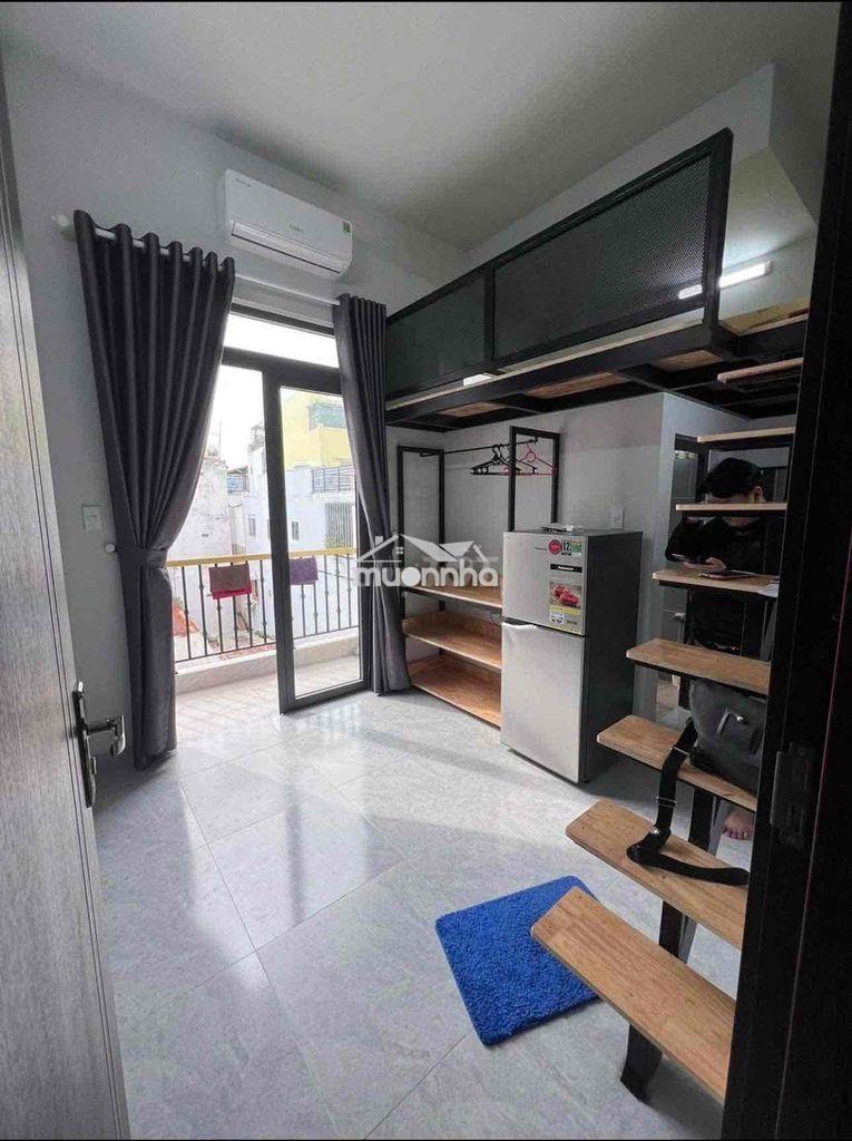 Ban công tách bếp full nội thất , âu dương lân q8 gần cầu chữ y