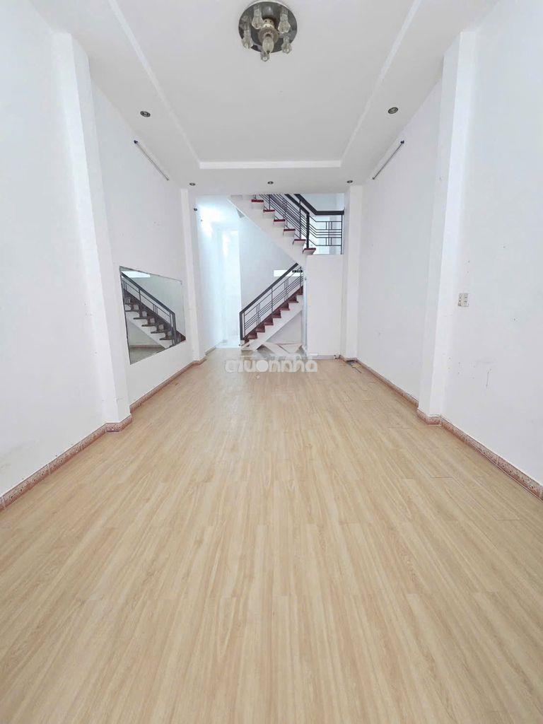 Cho thuê nhà khu vườn lài 4 x 17 m đuc  1 lầu, 1 sân thượng đẹp 