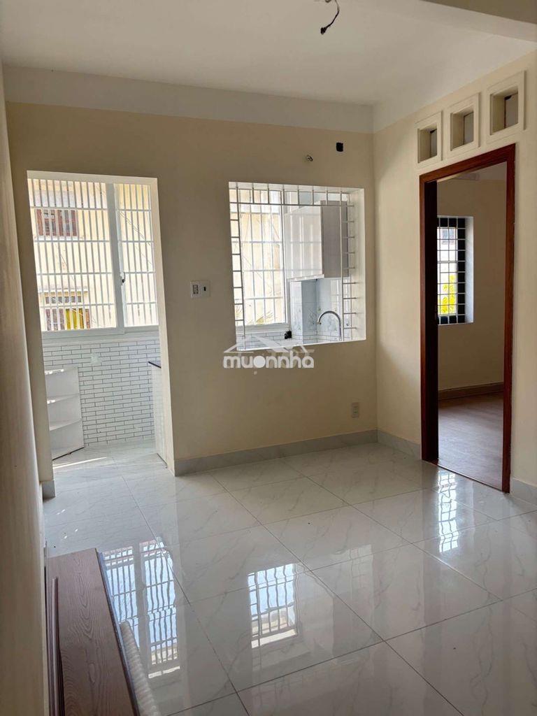Căn hộ 750 nguyễn kiệm, pn, tầng 1, 40m2, 3.1 tỉ, căn góc, 2pn, 1wc - 3