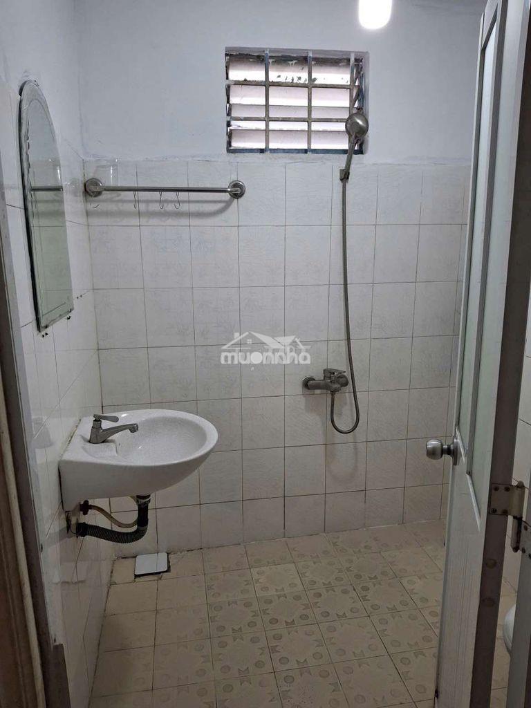 Nhà rộng đẹp  - 4
