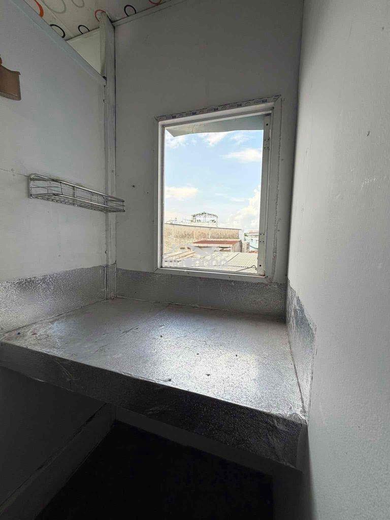 Phòng tầng 2 - cửa sổ trời thoáng mát -tolet riêng - giờ giấc tự do - - 4