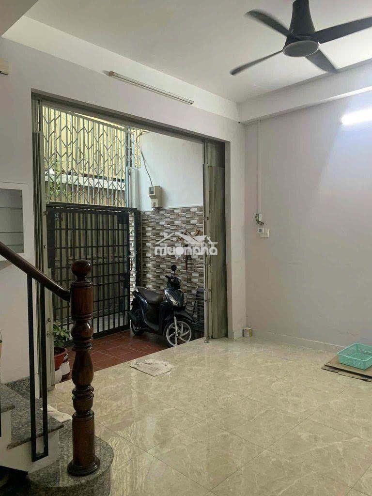 Cho thuê nhà hẻm xe máy tránh nhau 3pn đường trần quốc thảo quận 3