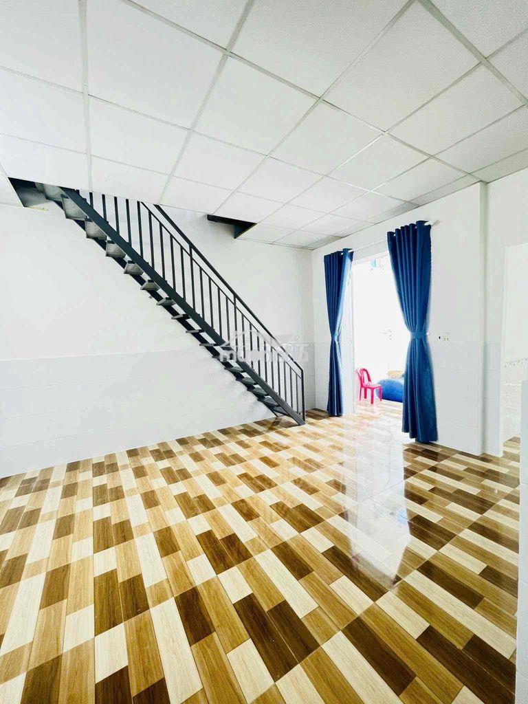 Nhà shr siêu to đường thông đối diện ub.phường ngay ngã tư ga q.12 - 3