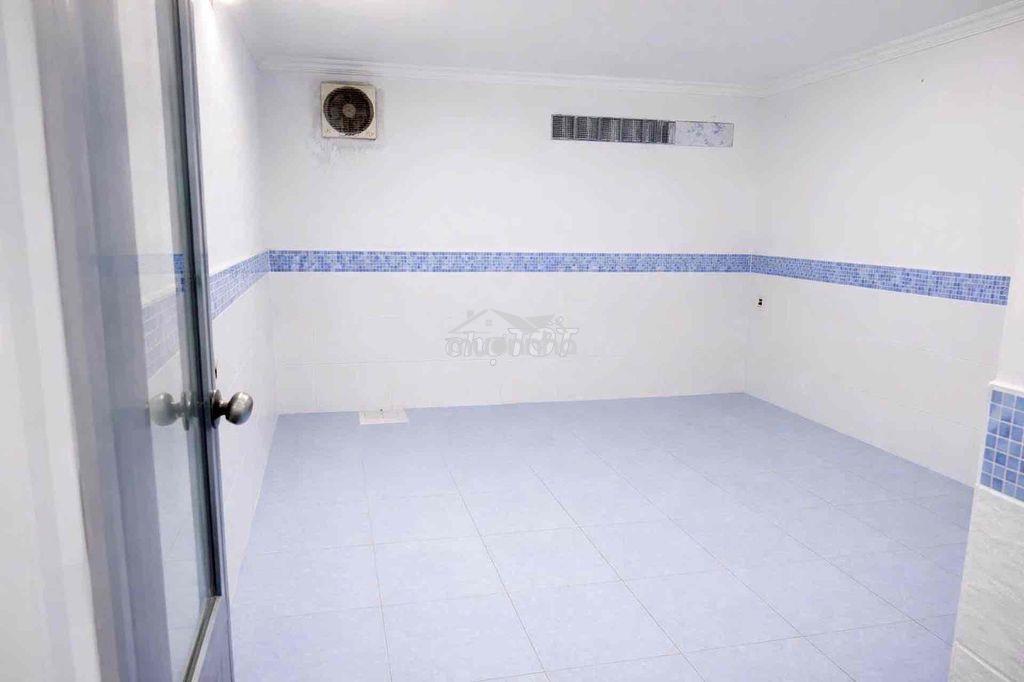 Nhà bán sát hẻm xe hơi gần chợ thủ đức - 4