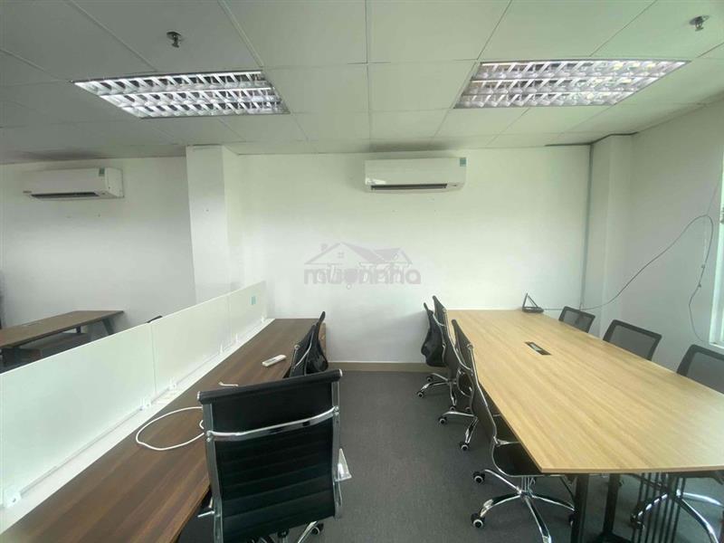 Văn phòng q1 - 70m2 full nội thất - ngăn sẵn phòng