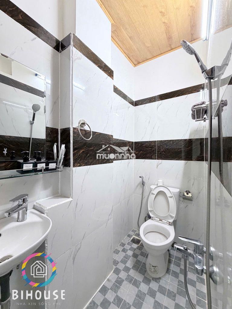 Phòng 30m2_ban công full nội thất_có máy chiếu_178 phan đăng lưu - 4