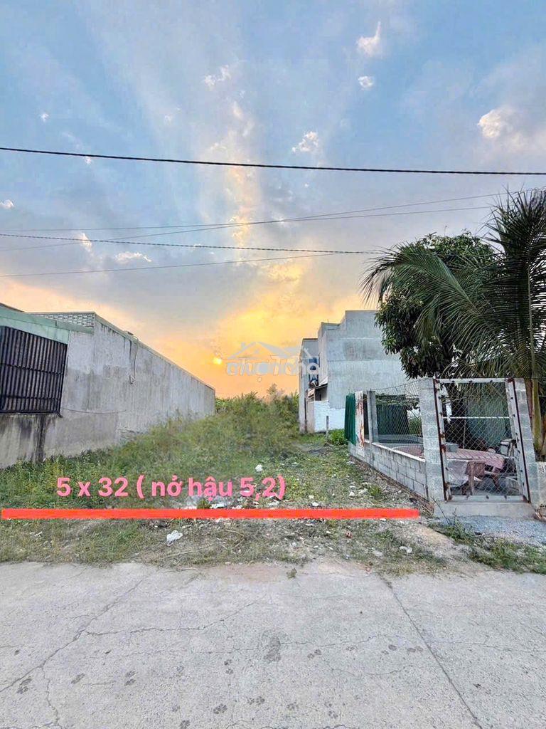 Bán lô đất ngang 5x31 nở hậu siêu đẹp.giá chỉ 1 tỷ xxx. *** 1 lô