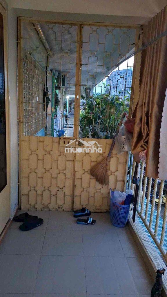 Căn hộ đẹp, mới, view góc 2 mt đường, lầu 3 cc ngô gia tự,  42m2+2pn