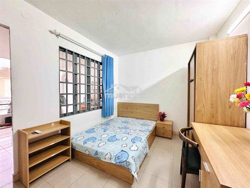 Phòng tách bếp, ban công lớn đường huỳnh tấn phát, phú thuận, q7