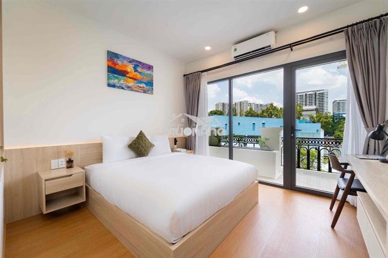 Căn hộ dịch vụ ,full nội thất xịn , gần chợ bến thành , saigon center