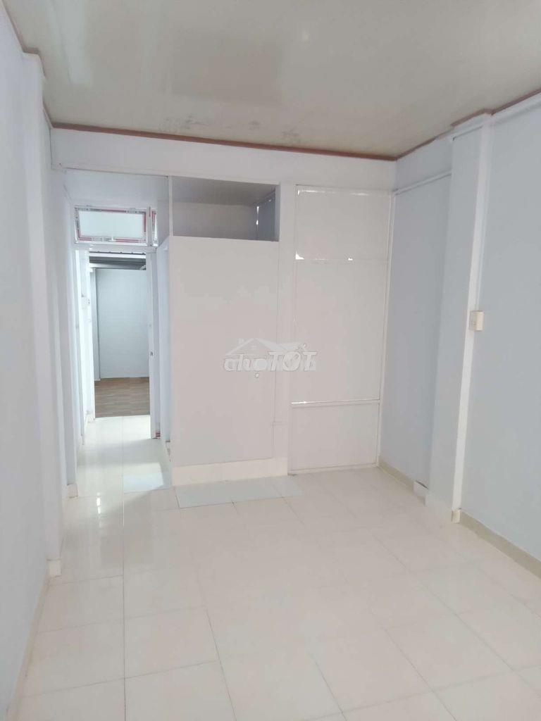 Hẻm 8m nguyễn đình chiểu 2 chiều q3, 2oto tránh nhau, trệt 1 lầu 3p3wc - 3