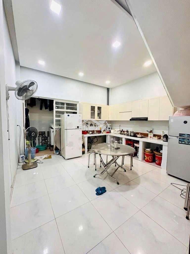 Nhà mới  full nội thất hẻm xe hơi huỳnh tấn phát  - 2