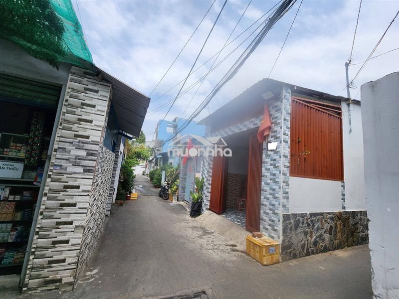 Nhà cho thuê đường 11 p. linh chiểu - 70m2 gồm 3pn1wc có nội thất 10tr