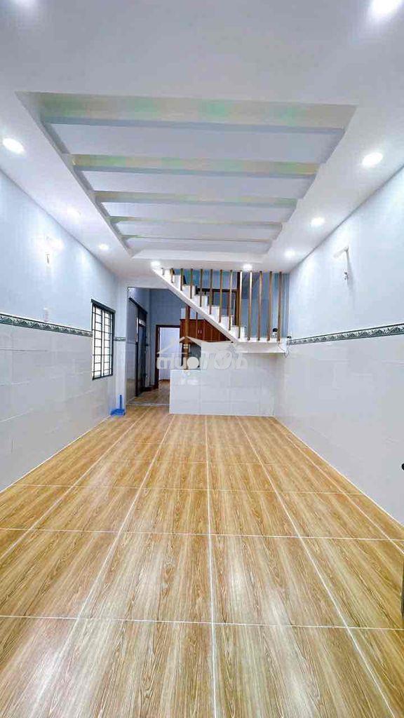 Bán nhà quận 4