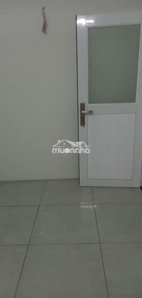 Phòng trọ giá rẻ gần nhà thờ bình chánh 1triu den 1 triu 2 - 3