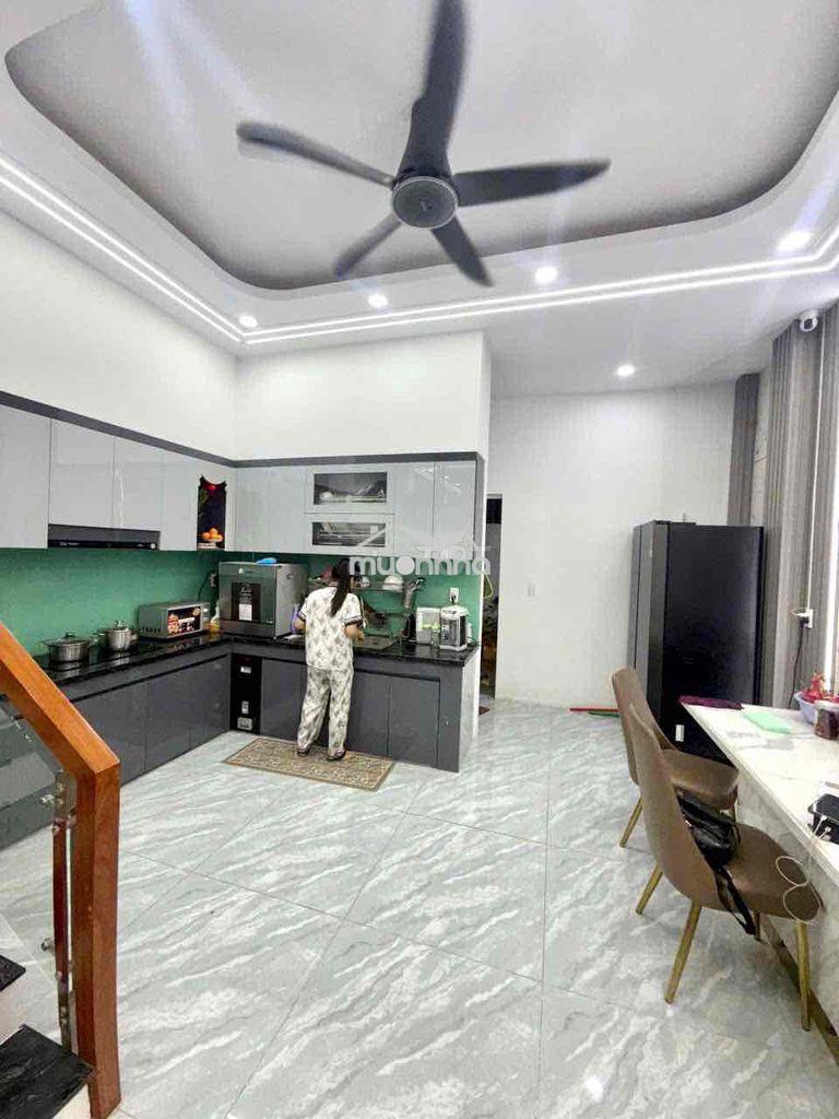 Nhà 1 trệt 2 lầu an phú,đầy đủ nội thất,đường 7m đậu ô tô ok - 2