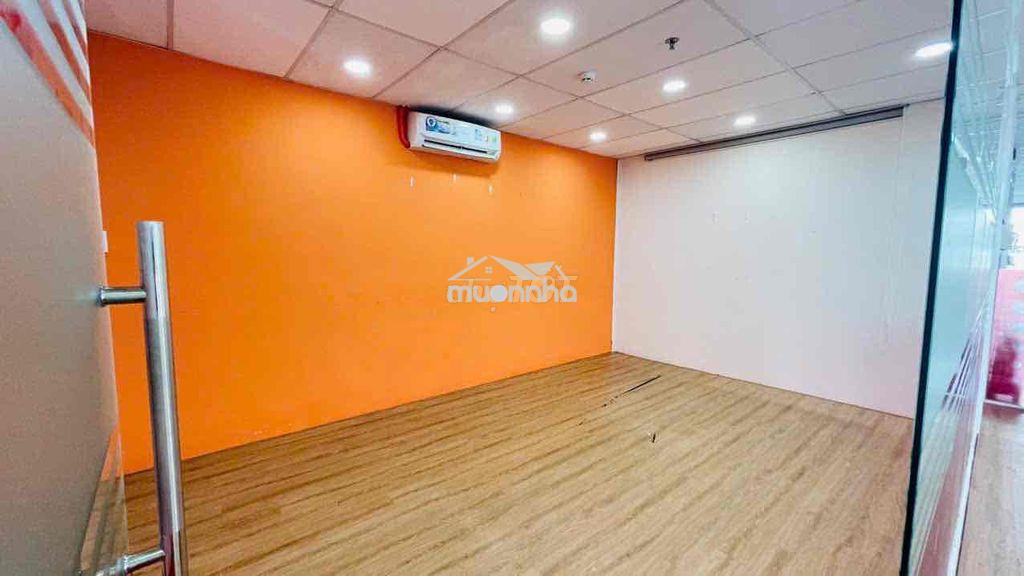 Văn phòng 110m2 - sát chợ bến thành q1 - 3