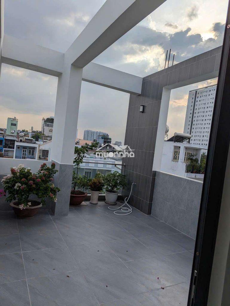 Nhà mới xây, đường phan văn hớn